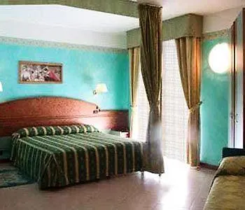 Park Celano 4*